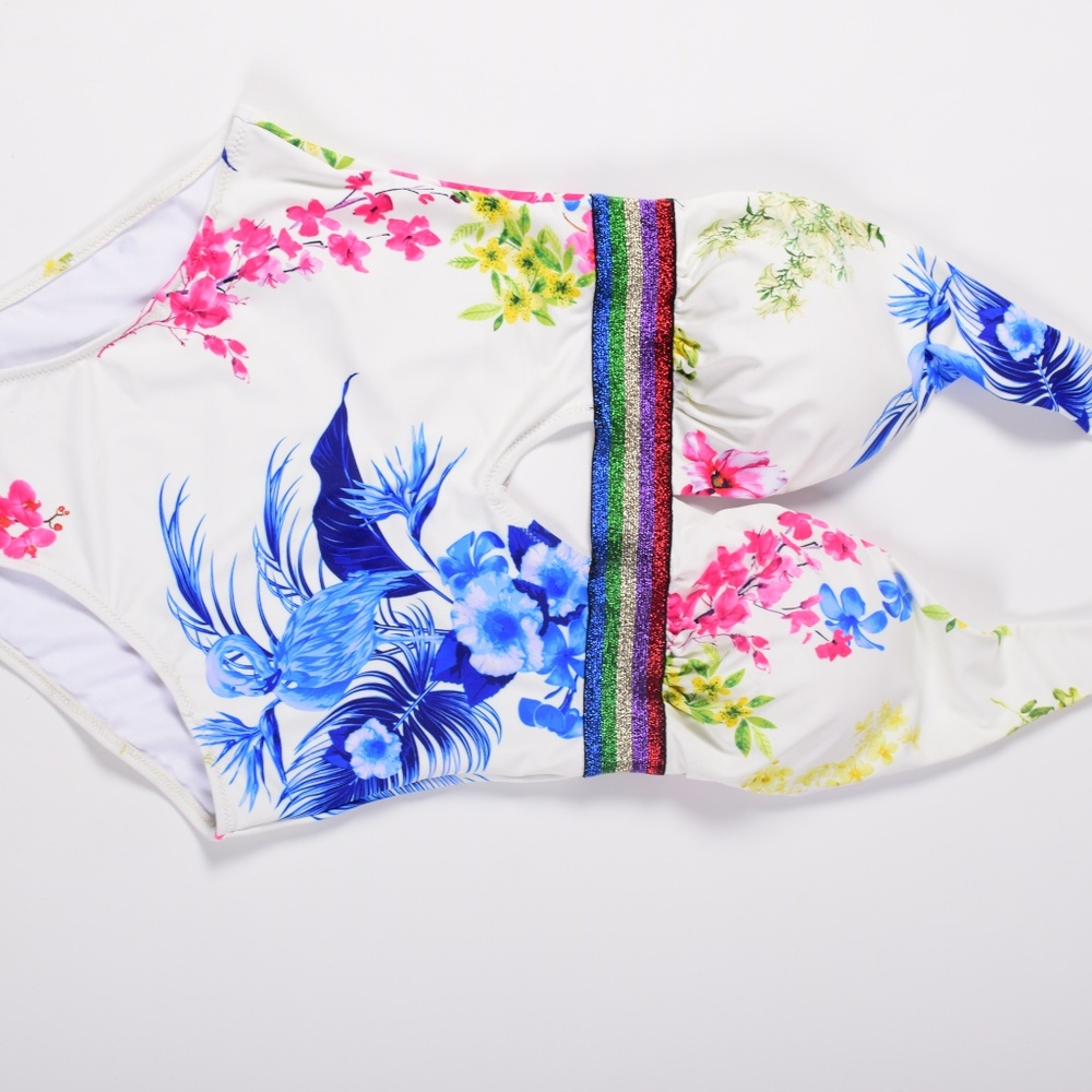 1pc. Wht/Floral pattern swimwear - Picture 4 of 4